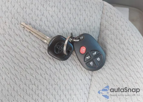 2014 Toyota Sienna Le 7 Passenger from USA, damaged, VIN 5TDJK3DC2ES092852